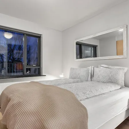 Apartment Downtown At Old Harbor