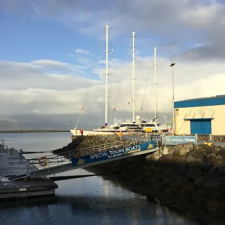 Apartment Downtown At Old Harbor Reykjavik